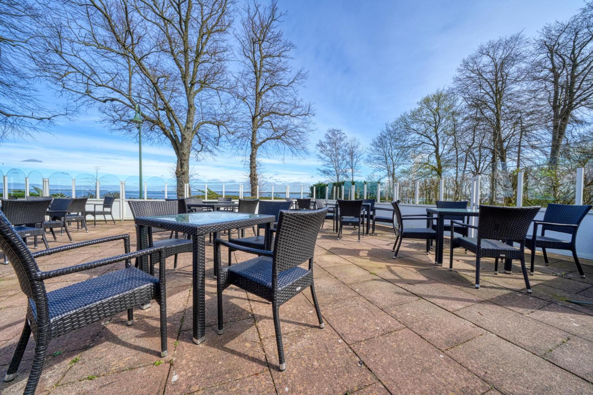 Phoenix Seeblick Hotel 4*