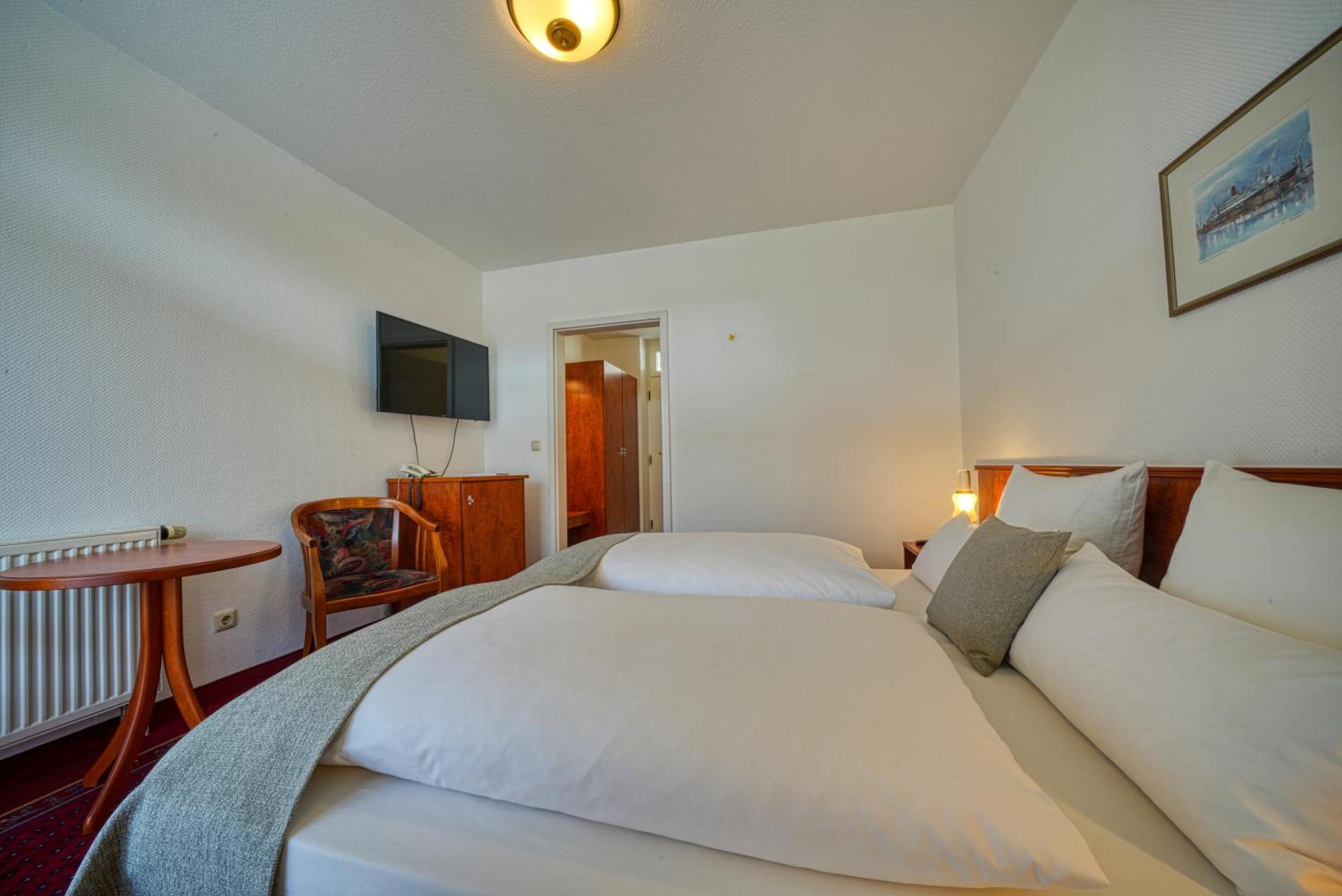 Hotel Seeblick 4*
